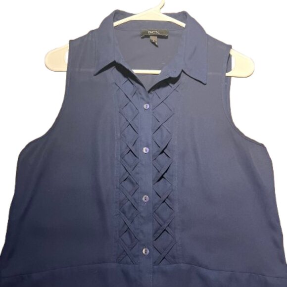 💙 BCX Navy Sleeveless Button-Front Top – Size L - Picture 5 of 8